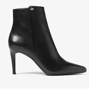 MICHAEL KORS Dorothy Flex Ankle Booties Black
